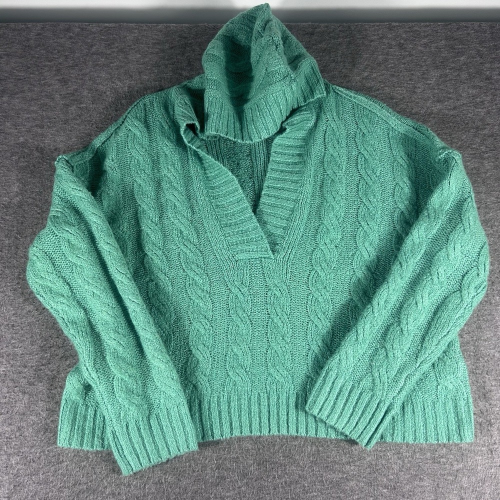 American Eagle Sweater Women's SZ XS Green Cable Knit Cropped Hoodie Fisherman